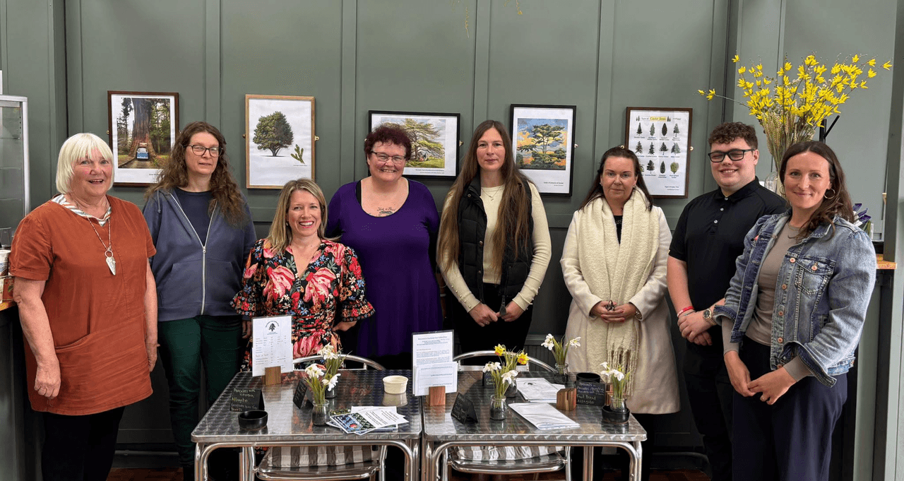 MP and Claire Throssell MBE hold Stocksbridge round table on domestic abuse